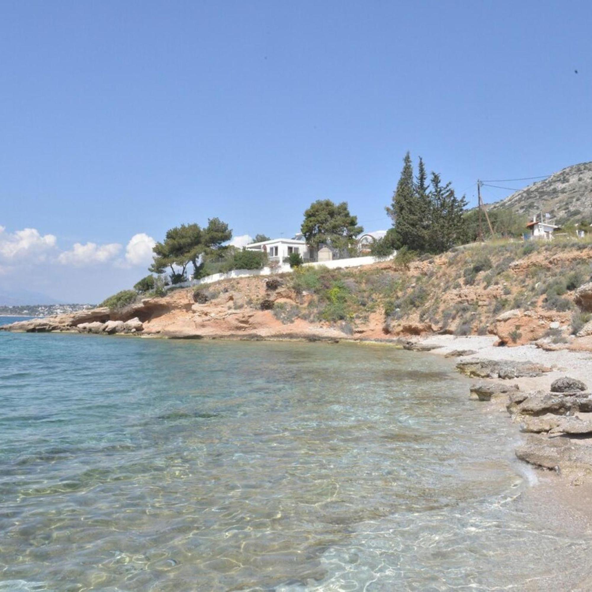 Salamis Beachfront House ภายนอก รูปภาพ